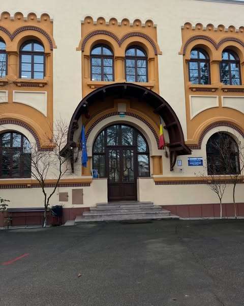 Colegiul National Spiru Haret